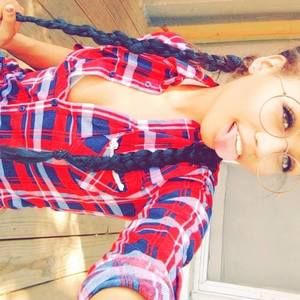 Meet your Posher, Johnetta